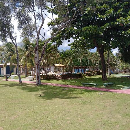 Apts E Suites Em Stella Maris サルバドール エクステリア 写真